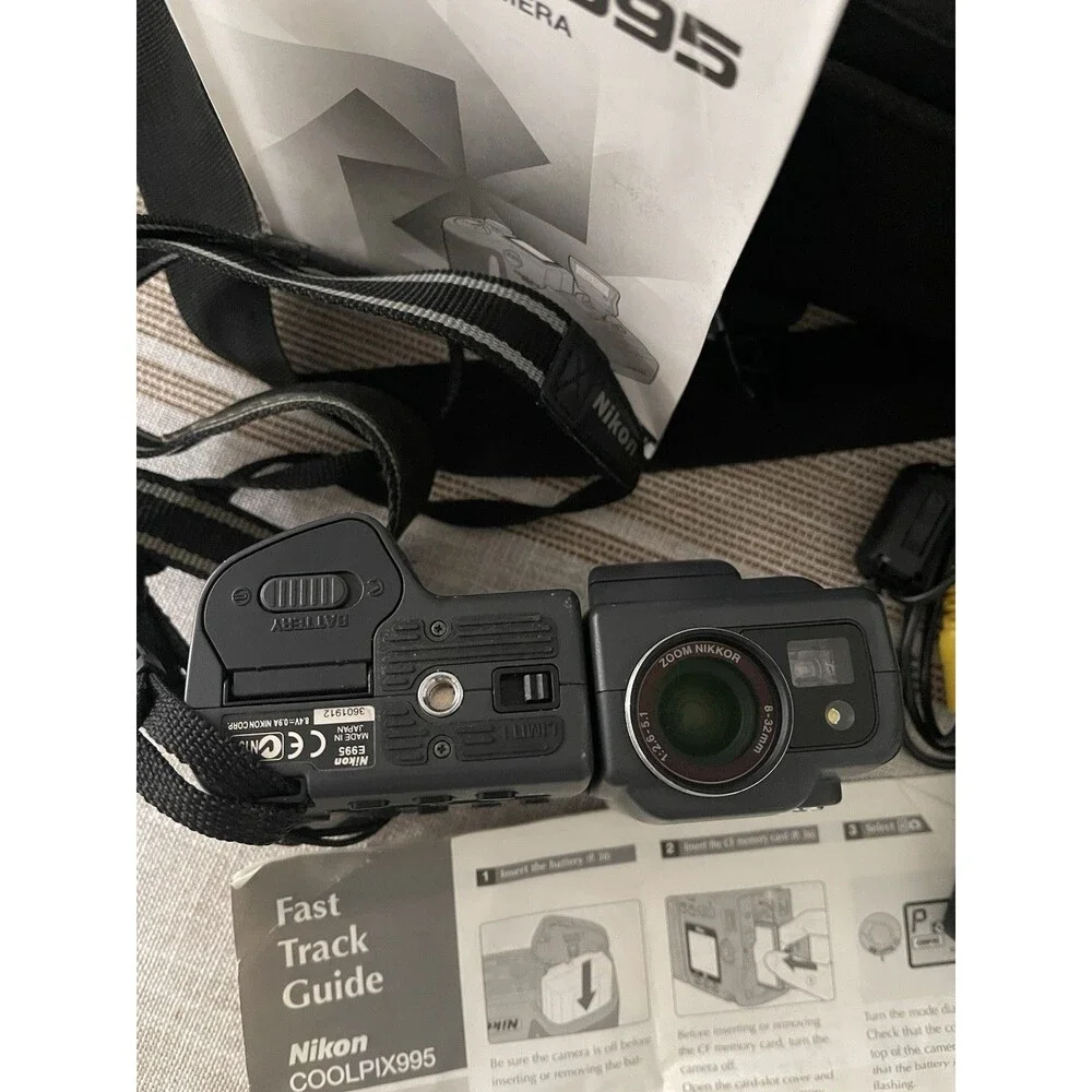 Nikon Coolpix P1x995 Black Camera bundle With Extras Ships From USA
